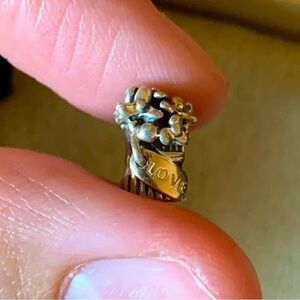 Authentic Pandora Bouquet Flowers Charm Two Tone Retired Pandora Charm